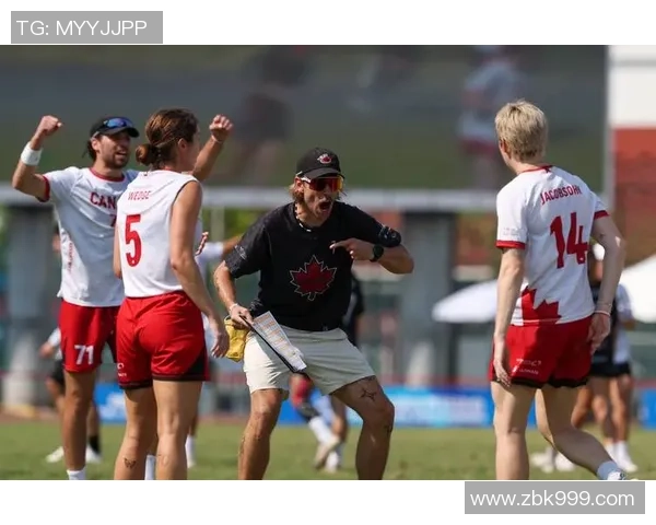 成都飞盘队独特的转换打法解析与战术应用探讨